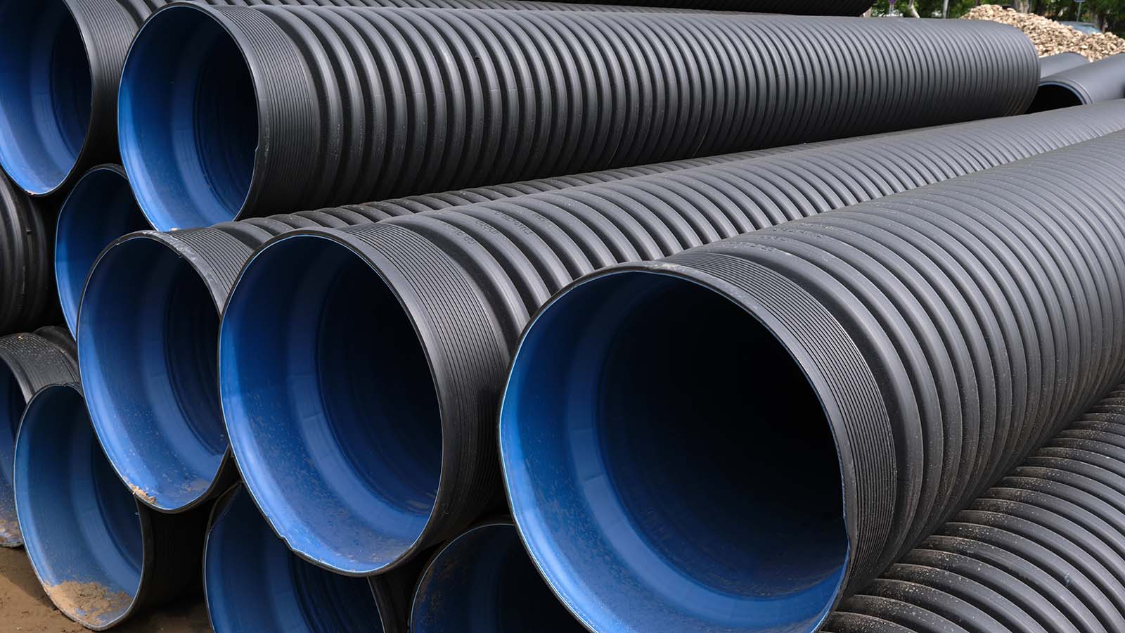 Market Place of Steel and Plastic Pipes