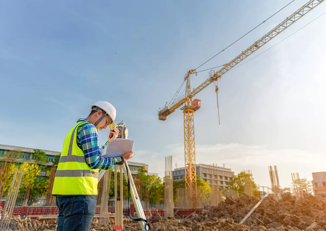 Why is it important for the superstructure and infrastructure to work in harmony in construction projects?